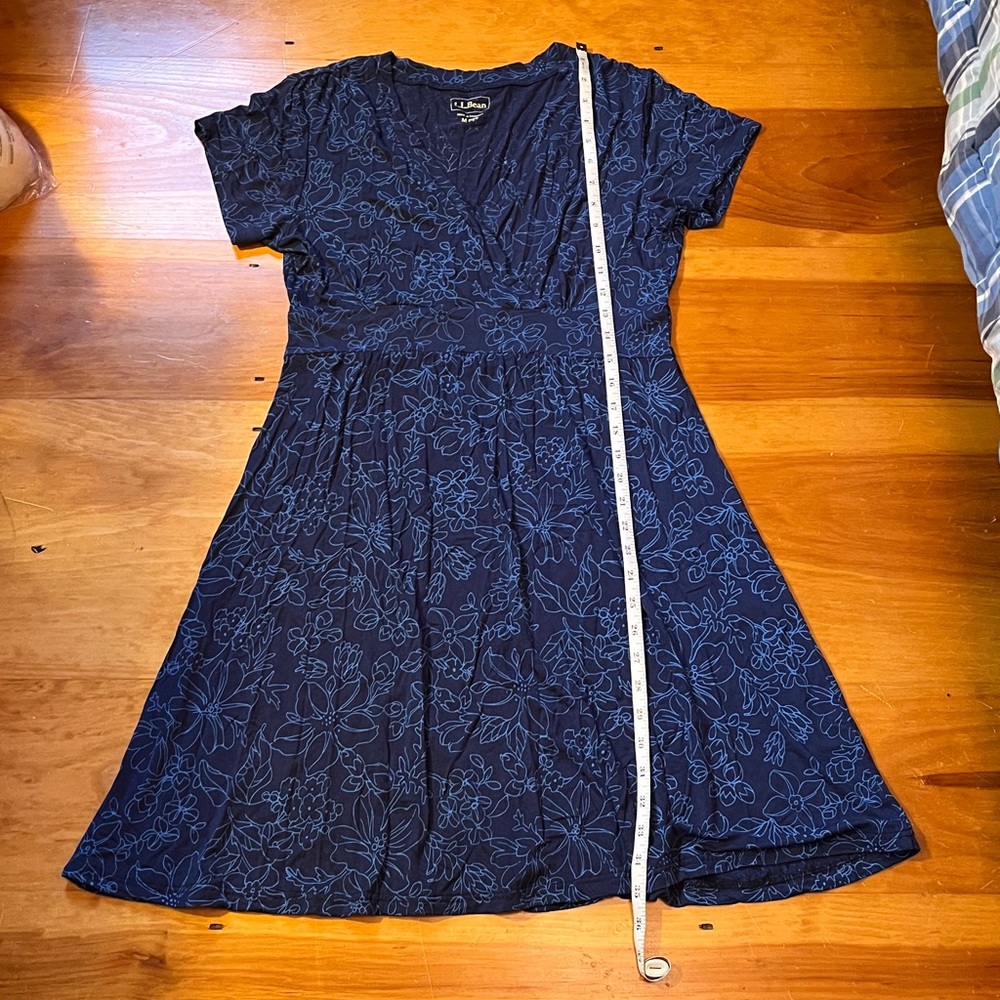 L.L. Bean Navy Blue Patterned Dress - Picture 4 of 5